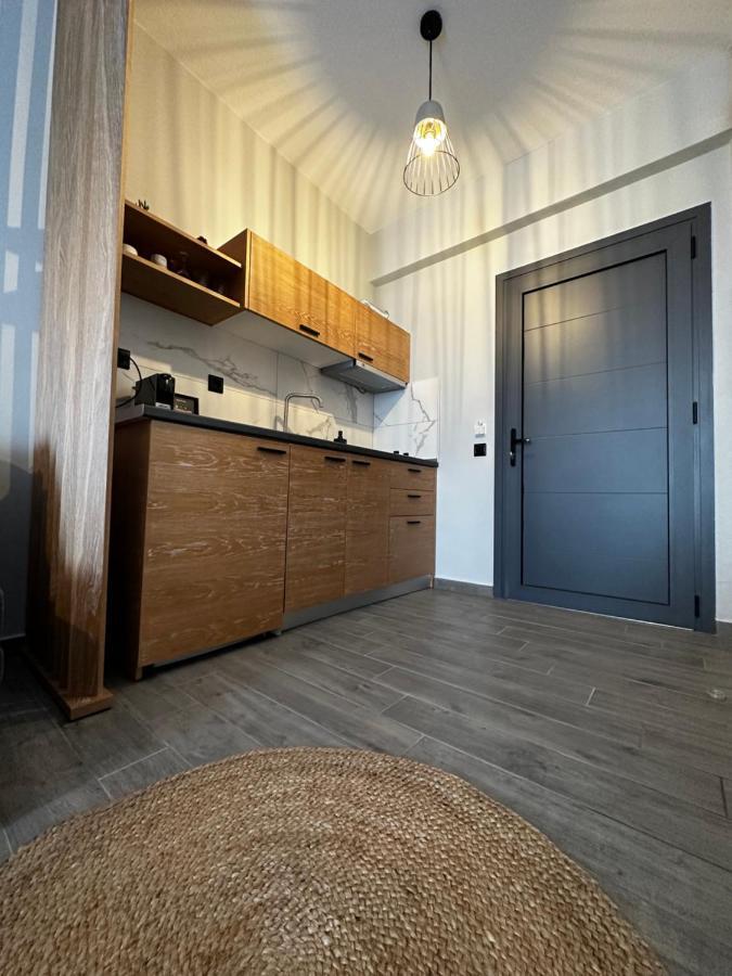 Thea Comfy Living Lejlighedshotel Vrasná Eksteriør billede